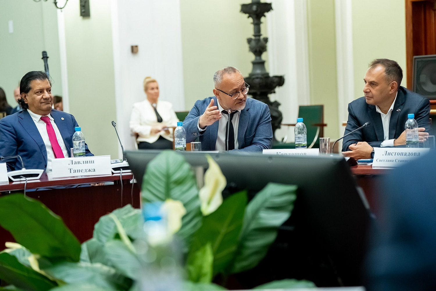 Нейросети против джуниоров: Сергей Вотяков назвал главный парадокс российской ИТ-отрасли